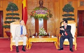 PM Nguyen Tan Dung menerima Ketua, pendiri New7Wonders - ảnh 1