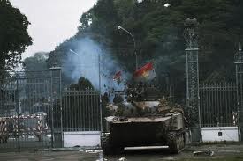 Aktivitas memperingati ultah ke-37 Hari Pembebasan total Vietnam Selatan dan Penyatuan Tanah Air 30 April 1975 - ảnh 1