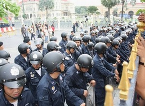 Thailand memperkuat keamanan pada hari Mahkamah Konstitusi Tertinggi mengeluarkan keputusan - ảnh 1