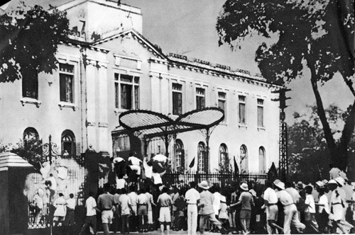 Nilai abadi Revolusi Agustus 1945 - ảnh 1