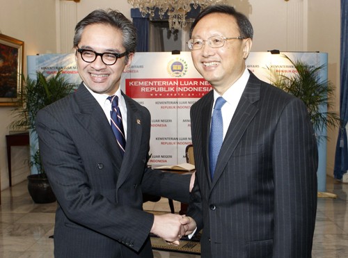 Tiongkok memperkuat hubungan kerjasama dengan negara-negara ASEAN - ảnh 2