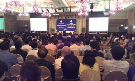 Pembukaan Forum badan usaha kota Ho Chi Minh – Phnom Penh 2012 - ảnh 1