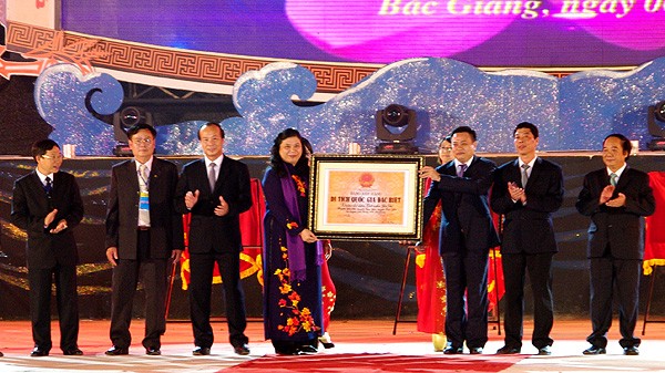 Pagoda Vinh Nghiem menerima Piagam pengakuan UNESCO - ảnh 1