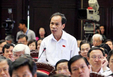 MN Vietnam membahas dua rancangan amandemen Undang-Undang - ảnh 2