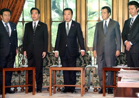 Prahara muncul lagi di gelanggang politik Jepang - ảnh 1