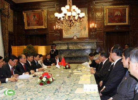 Ketua MN  Vietnam Nguyen Sinh Hung melakukan kunjungan resmi di Jepang - ảnh 1