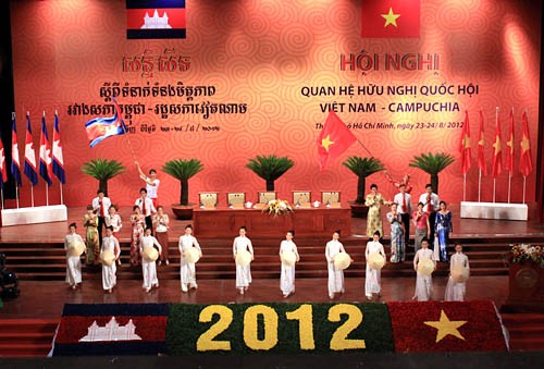 Hasil guna aktivitas hubungan luar negeri Vietnam tahun 2012 - ảnh 2