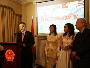 Komunitas orang Vietnam di seluruh dunia menyambut Hari Berdirinya Partai Komunis dan Musim Semi - ảnh 1
