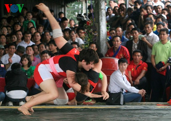 Pertandingan gulat tradisional Ninh Hiep  - ảnh 10