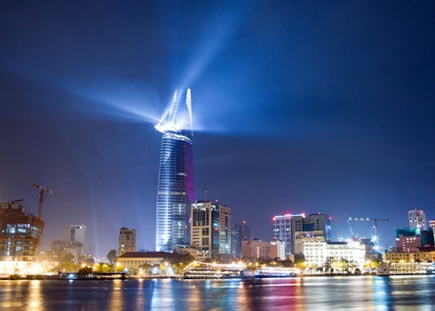Menara Bitexco, simbol kesejahteraan kota Ho Chi Minh - ảnh 1