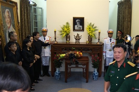 Persiapan Upacara Pemakaman Kenegaraan untuk Jenderal Vo Nguyen Giap - ảnh 1