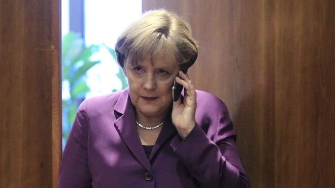 Jerman meminta kepada Amerika Serikat supaya menjelaskan informasi penyadapan telepon genggam Kanselir Angela Merkel - ảnh 1