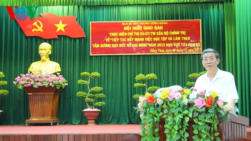 Konferensi briefing semua provinsi dan kota di daerah Nam Bo Barat tentang instruksi No.03 dari Polit Biro KS PKV - ảnh 1