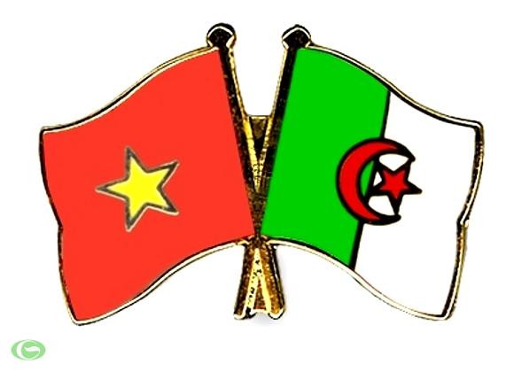 Vietnam dan Aljazair bertukar naskah ratifikasi 2 perjanjian dalam bidang hukum - ảnh 1