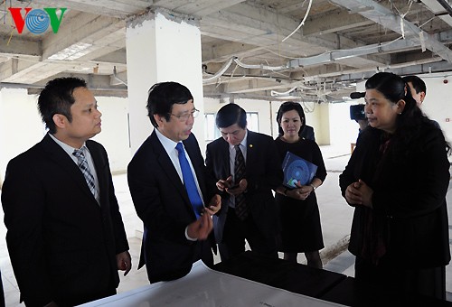 Wakil Ketua MN Tong Thi Phong mengunjungi VOV - ảnh 6