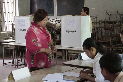 Kamboja: Jumlah calon Dewan berbagai tingkat dari CPP adalah paling banyak - ảnh 1