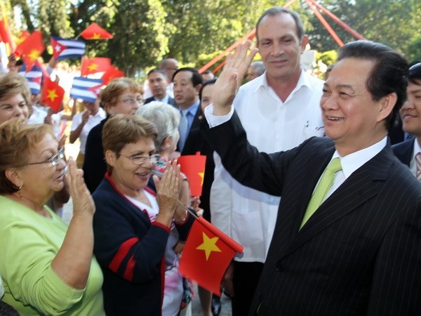 Kunjungan kerja PM Nguyen Tan Dung: tenaga pendorong untuk mendorong hubungan kerjasama antara Vietnam dengan negara-negara - ảnh 1