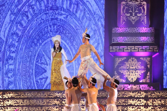 Festival Hue-2014: Pusaka budaya dengan integrasi dan perkembangan - ảnh 3