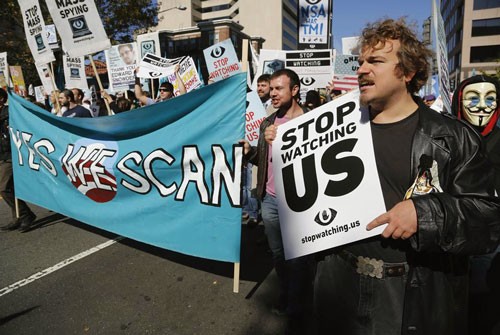 Komisi Hukum Parlemen Amerika Serikat mendukung penghentian program penyadapan serempak dari NSA - ảnh 1