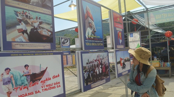 Quang Nam: pameran foto Hoang Sa – Truong Sa di pulau Cu Lao Cham - ảnh 1