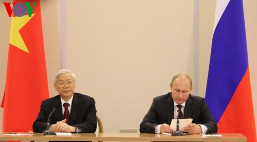 Vietnam – Federasi Rusia mengeluarkan Pernyataan bersama tentang terus memperkuat hubungan kemitraan strategis komprehensif - ảnh 1