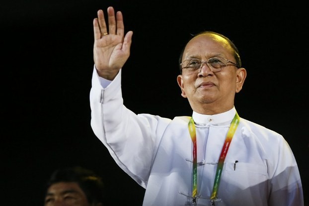 Parlemen Myanmar mengesahkan rekomendasi dari para politisi untuk berbahas tentang amandemen  UUD - ảnh 1
