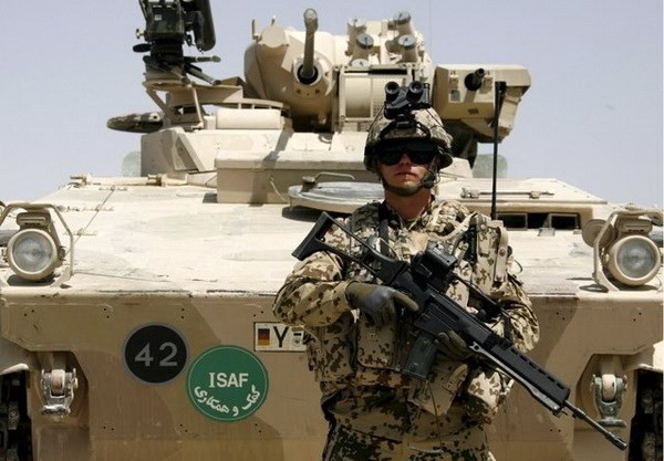 Para pakar hukum berpendapat bahwa aktivitas tentara Jerman di Irak merupakan pelanggaran UU - ảnh 1
