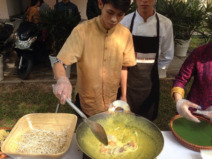 Festival kuliner - tempat demonstrasi budaya kuliner negara-negara sahabat - ảnh 9