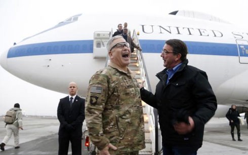 Menhan baru Amerika Serikat melakukan kunjungan mendadak di Afghanistan - ảnh 1