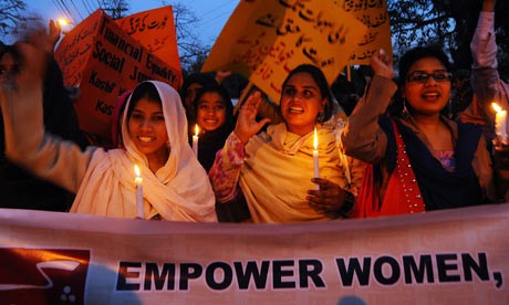 Banyak aktivitas diadakan di seluruh dunia sehubungan dengan Hari Wanita Internasional - ảnh 1