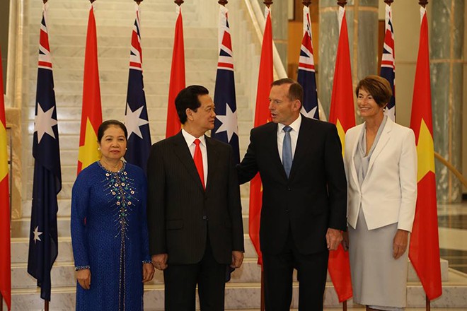 Vietnam – Australia menanda-tangani naskah memperkuat kemitraan komprehensif - ảnh 1