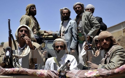 Pasukan pembangkang Houthi merebut kota yang besarnya nomor 3 di Yaman - ảnh 1