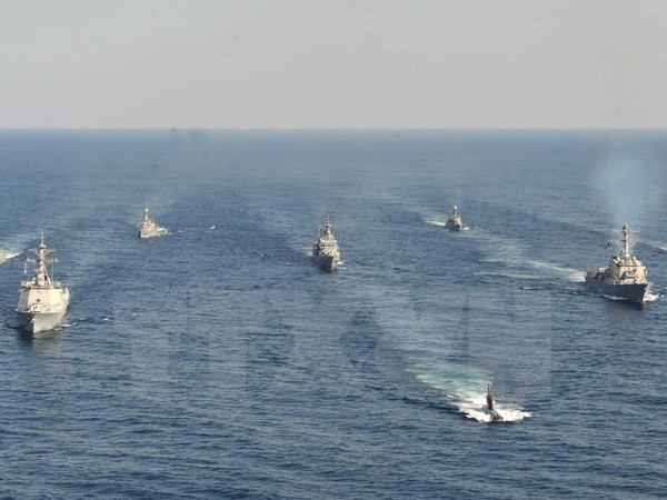 Republik Korea dan Amerika Serikat melakukan latihan perang bersama Angkatan Laut - ảnh 1
