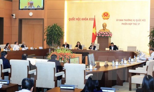 Penutupan persidangan ke-37 Komite Tetap MN Vietnam angkatan ke-13 - ảnh 1
