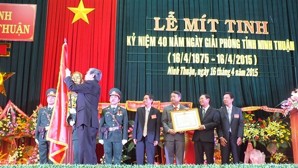 Aktivitas-aktivitas memperingati ultah ke-40 pembebasan Vietnam Selatan dan penyatuan Tanah Air - ảnh 1