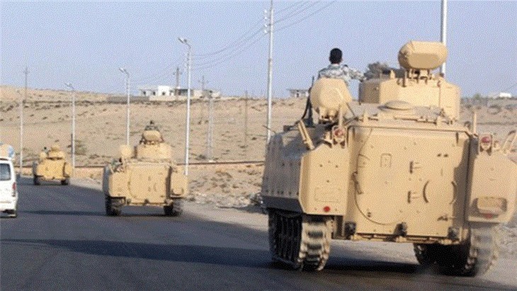 Mesir memperpanjang perintah jam malam di sebelah Utara semenanjung Sinai - ảnh 1