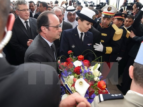Perancis menambahkan anggaran keuangan pertahanan setelah serangan-serangan teror - ảnh 1