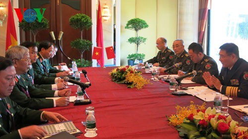 Vietnam punya pandangan yang konsekwen tentang masalah kedaulatan di Laut Timur - ảnh 1