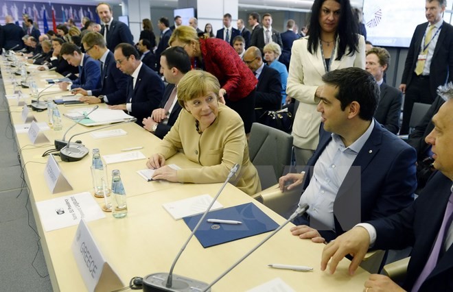 Uni Eropa dan IMF sepakat melakukan perbahasan akhir tentang masalah utang dengan Yunani - ảnh 1