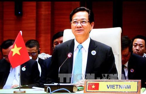 PM Nguyen Tan Dung menghadiri banyak peristiwa investasi Vietnam ke Myanmar - ảnh 1
