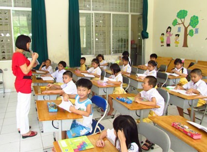 Vietnam mencapai kesetaraan gender di tingkat sekolah dasar - ảnh 1
