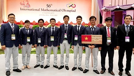 Vietnam memperoleh 6 medali dalam Olympiade Matematik Internasional tahun 2015 - ảnh 1