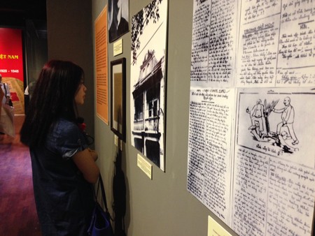 Pameran benda dan dokumen tentang pers revolusioner Vietnam tahap 1925-1945 - ảnh 1