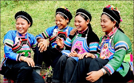 Identitas budaya dari warga etnis minoritas Bo Y - ảnh 1