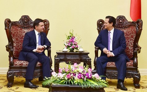PM Vietnam, Nguyen Tan Dung menerima Gubernur provinsi Mokswa, Federasi Rusia, Andrei Vorobyov.  - ảnh 1