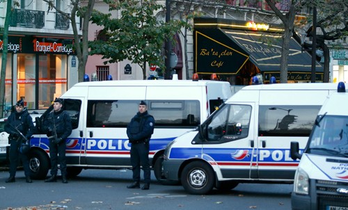 Tiga pelaku serangan teor di Perancis telah diidentifikasi - ảnh 1