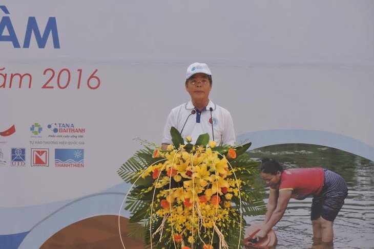 Vietnam menyelenggarakan banyak aktivitas untuk menyambut Hari Air Dunia 2016 - ảnh 1