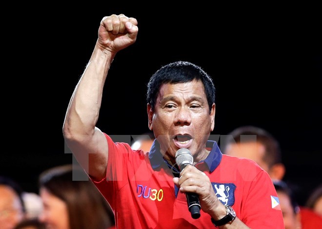Presiden terpilih Filipina, Rodrigo Duterte menegaskan kembali komitmen-komitmen dalam kampanye pemilu - ảnh 1