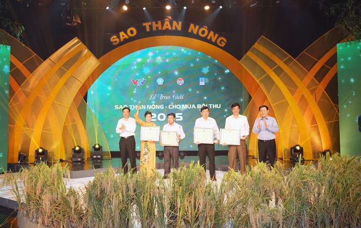 Banyak FTA menciptakan kesempatan perkembangan kepada pertanian Vietnam - ảnh 1