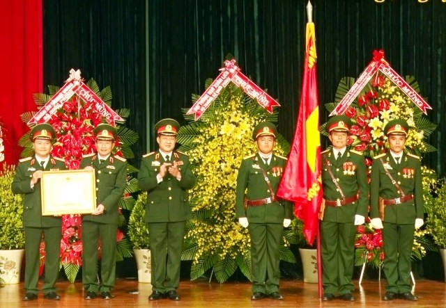 Akademi Angkatan Darat Vietnam memperingati ultah ke-70 Hari Berdirinya - ảnh 1